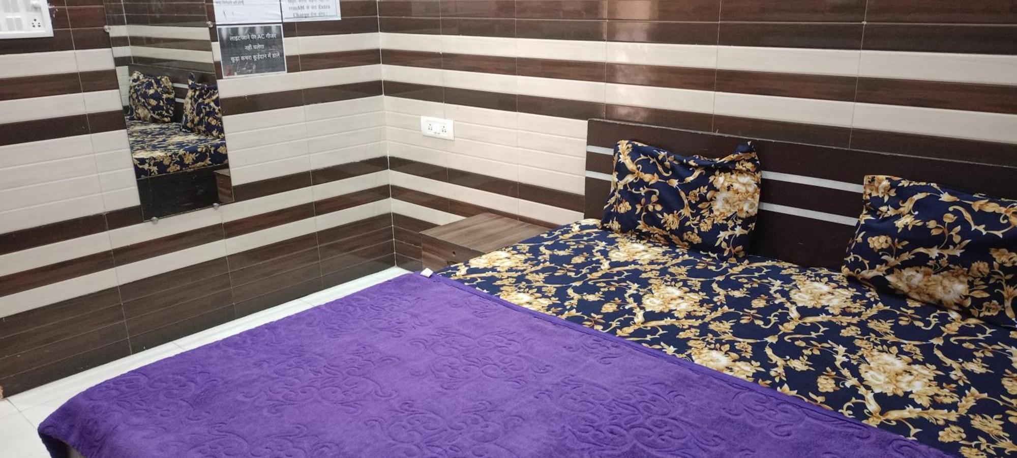 New Gayatri Palace Near Prem Mandir Vrindāvan Extérieur photo