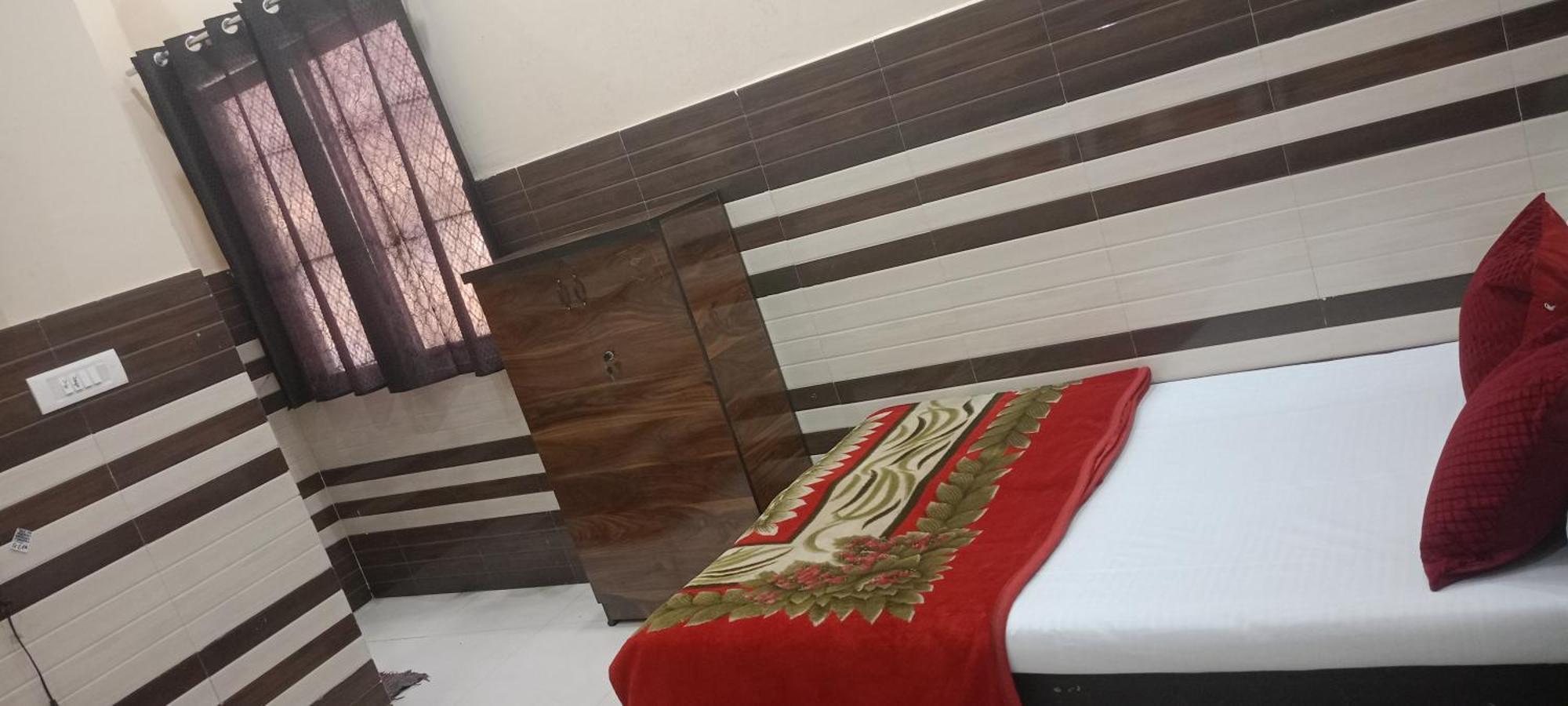 New Gayatri Palace Near Prem Mandir Vrindāvan Extérieur photo